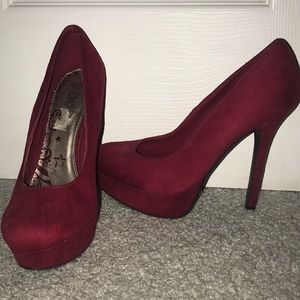 Velvet Red Pumps
